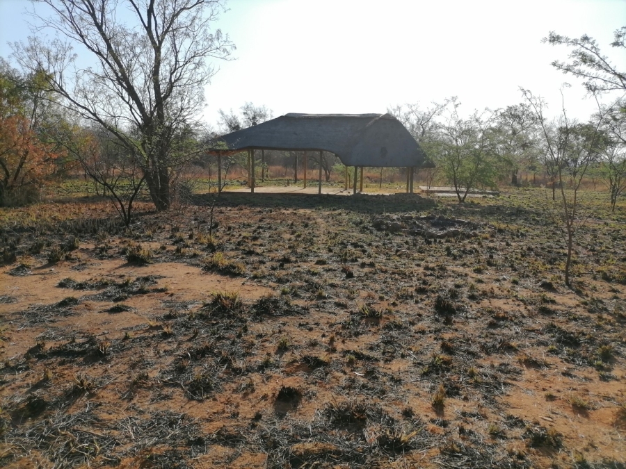 Commercial Property for Sale in Renosterfontein A H North West